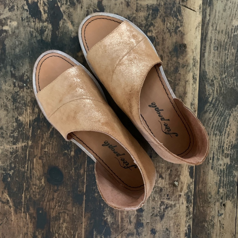 Free People wrap around leather sandals rose gold! - Picture 6 of 7